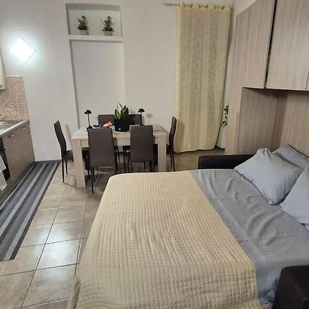 Corte Malpensa Somma Lombardo Eksteriør bilde
